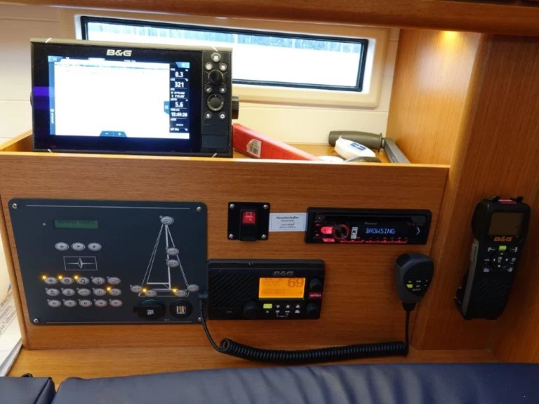 Bootverhuur Olbia goedkoop Cruiser 46