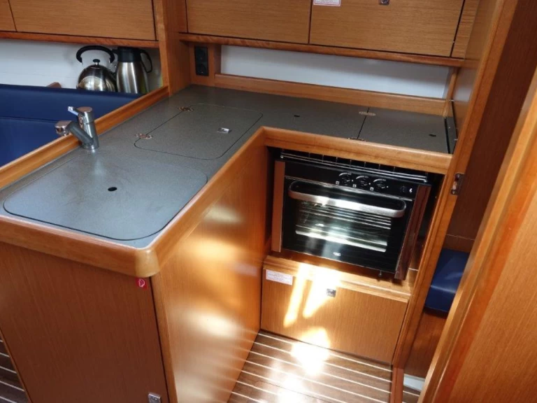 Verhuur Zeilboot Bavaria met vaarbewijs