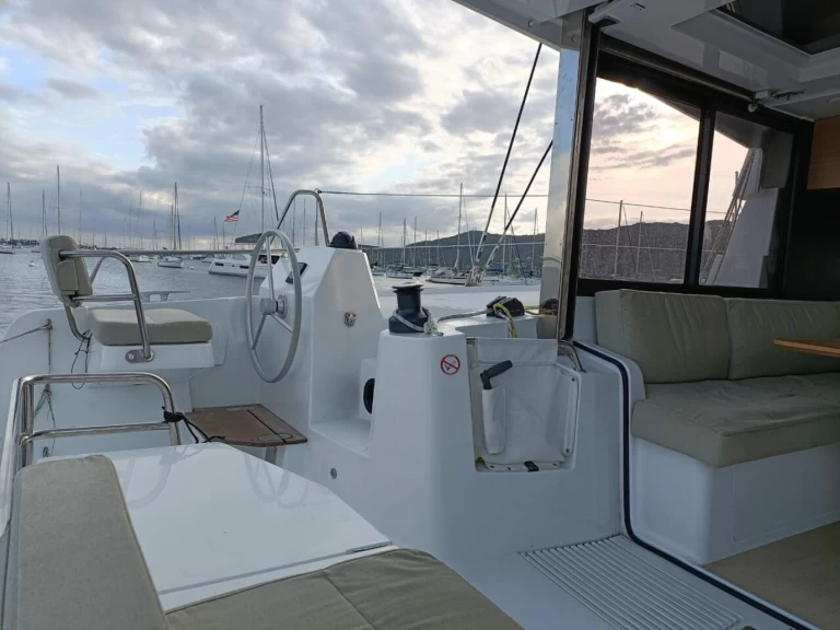 Verhuur Catamaran Bali met vaarbewijs