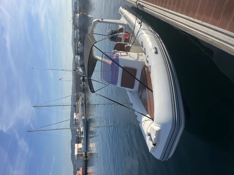 RIB te huur in Cavalaire-sur-Mer voor de beste prijs