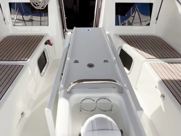 Bootverhuur Palma de Mallorca goedkoop Sun Odyssey 410