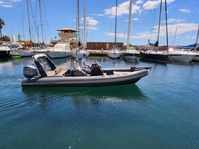 Verhuur Motorboot Joker Boat met vaarbewijs