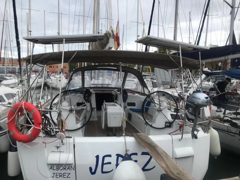 Verhuur Zeilboot Jeanneau met vaarbewijs
