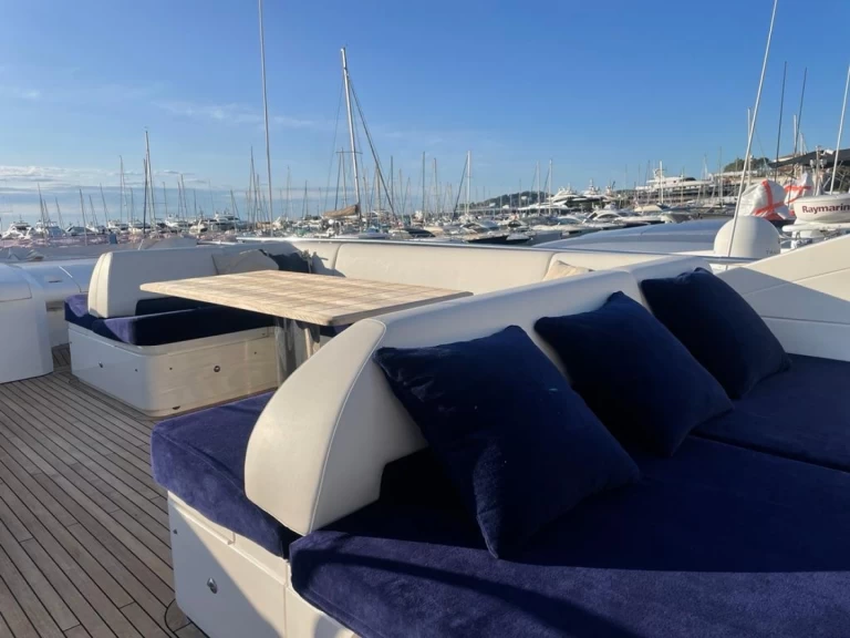 Princess Princess 64 Fly te huur van particulier of professional in Beaulieu-sur-Mer