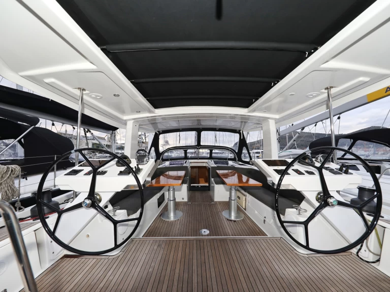 Bootverhuur Trogir goedkoop Hanse 588