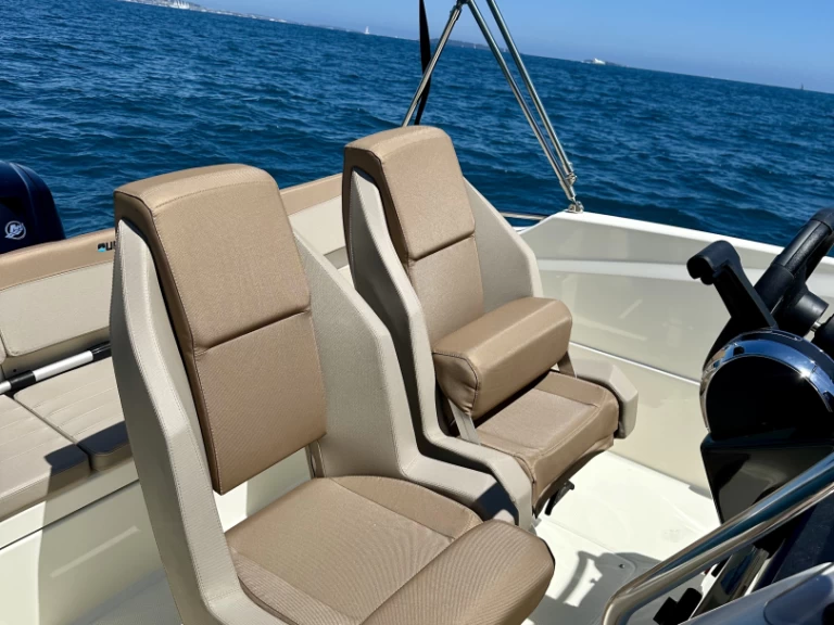 Motorboot te huur in Mandelieu-la-Napoule voor de beste prijs