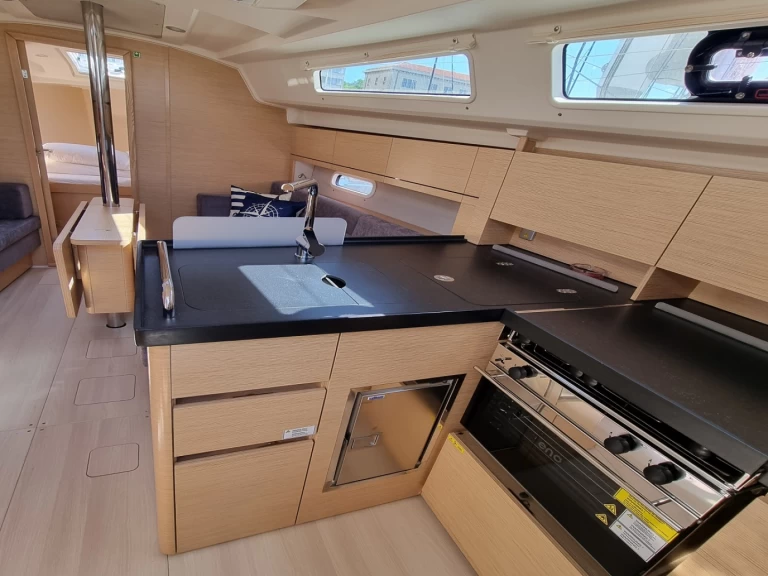 Verhuur Zeilboot in Pula - Hanse Hanse 348
