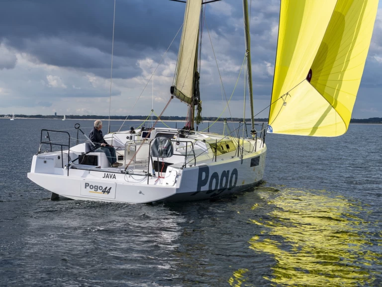 Zeilboot te huur in La Trinité-sur-Mer voor de beste prijs