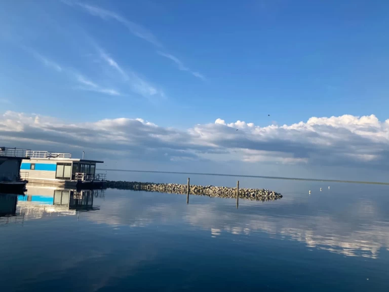 Woonboot te huur in Röbel/Müritz voor de beste prijs