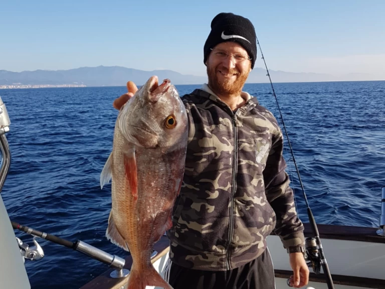 Bootverhuur Estepona goedkoop 10.6