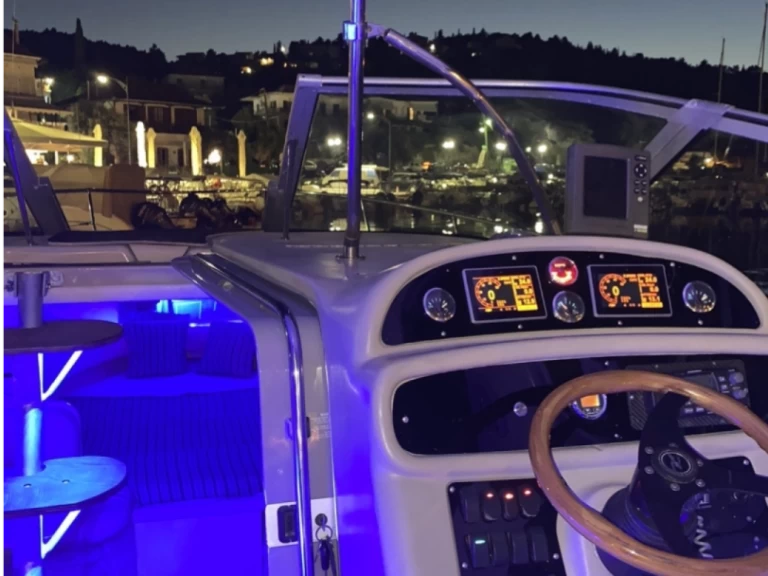 Bootverhuur Sea Ray Sea Ray 290 Sundancer in Nikiána via SamBoat