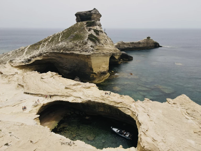 Jachthuur in Bonifacio Port - Lomac Adrenalina 9.5 via SamBoat