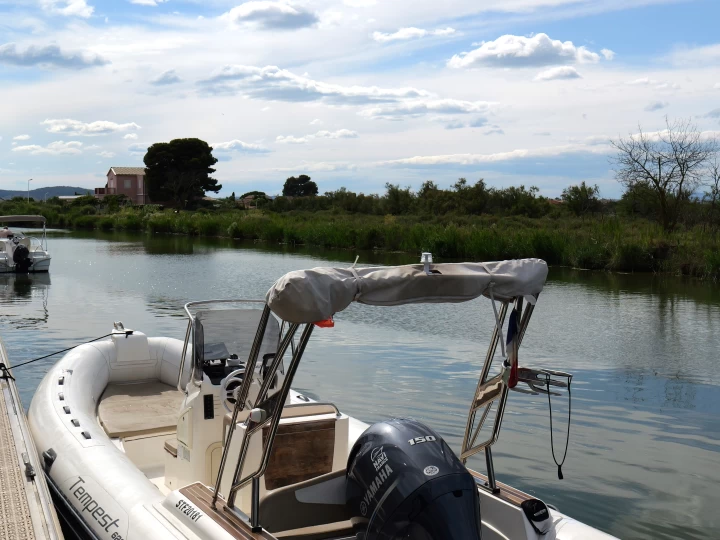 Huur een Capelli Tempest 626 in Palavas-les-Flots