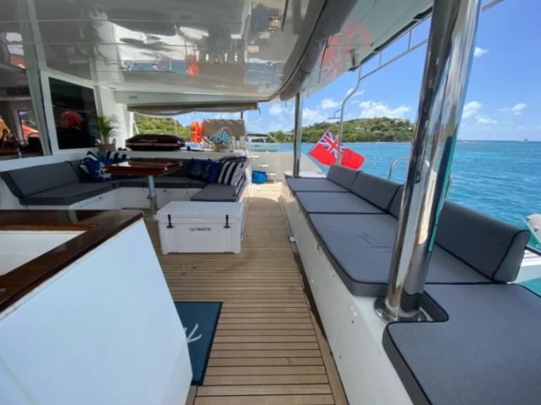 Lagoon Lagoon 560 te huur van particulier of professional in Cannes