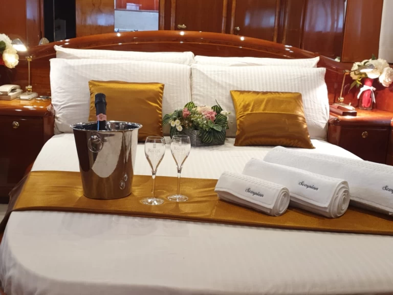 TECNEMA POSILLIPO 60 te huur van particulier of professional in Porto Turistico Palau