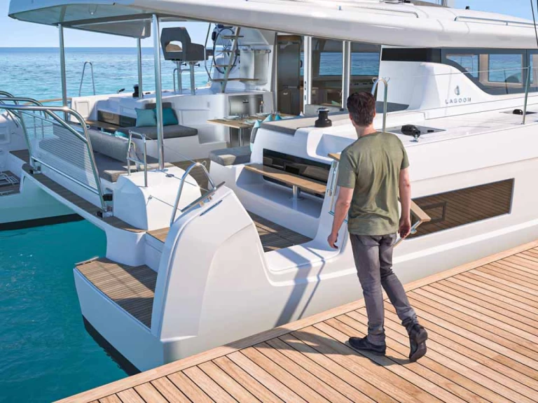 Catamaran te huur in Šibenik voor de beste prijs