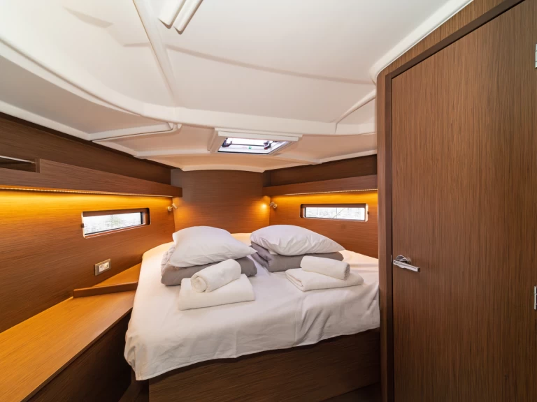 Bootverhuur Bénéteau Oceanis 40.1 in Skradin via SamBoat