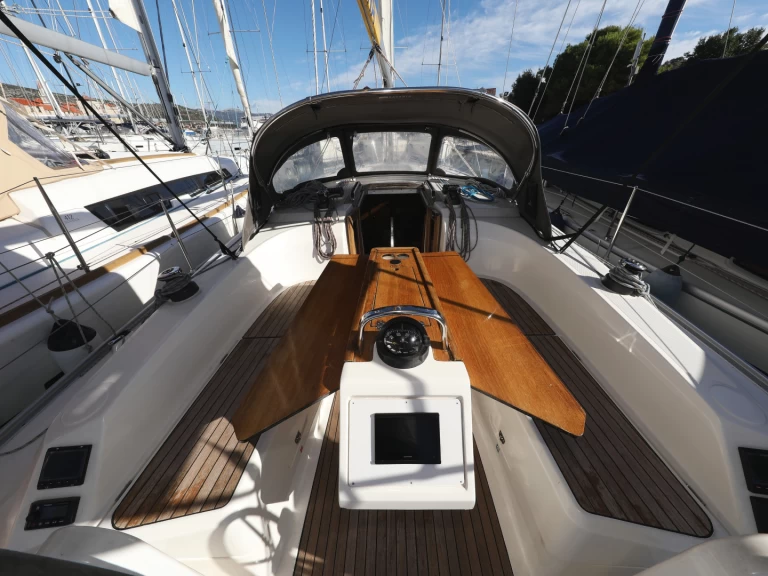Bootverhuur Bavaria Cruiser 34 in Trogir via SamBoat