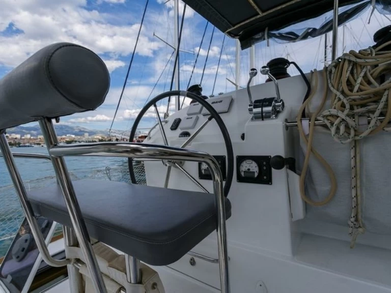 Lagoon Lagoon 400 S2 te huur van particulier of professional in Kaštela