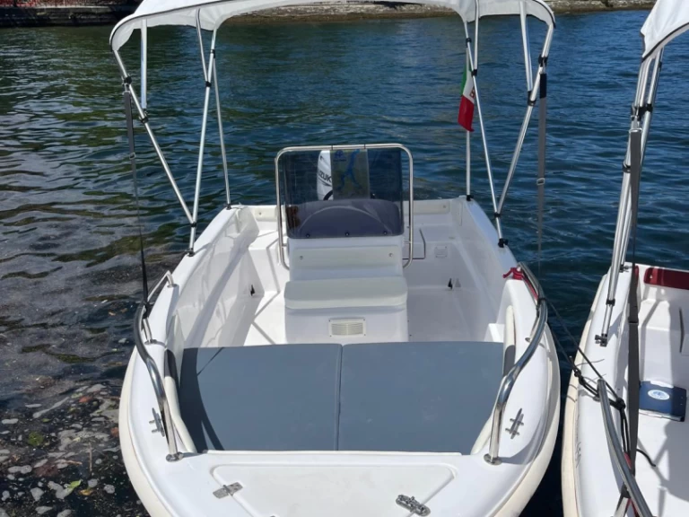 Motorboot te huur in Como (City) voor de beste prijs