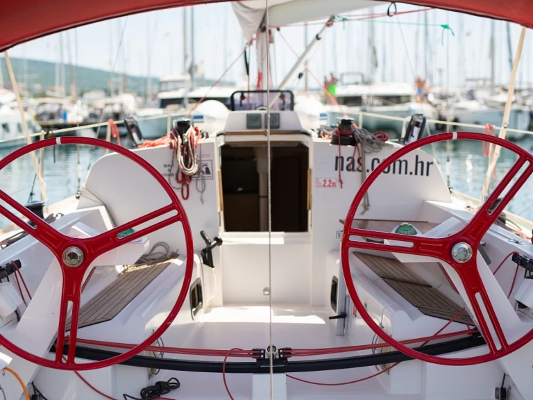 Bootverhuur Punat goedkoop Elan 350 Performance