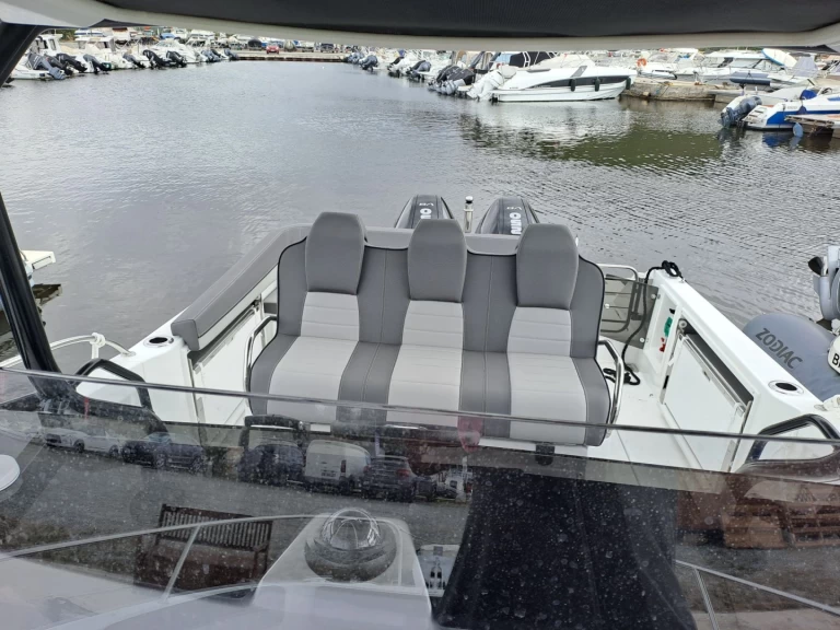 Huur een Jeanneau 9.0 in Saint-Florent