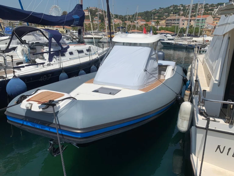 Bootverhuur Joker Boat clubman 35 in Port du Lavandou via SamBoat