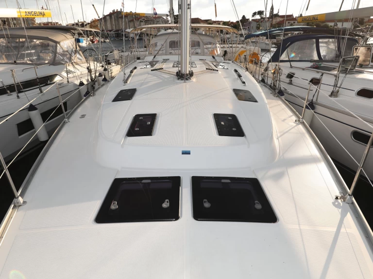 Huur Zeilboot met of zonder schipper Bavaria in Biograd na Moru