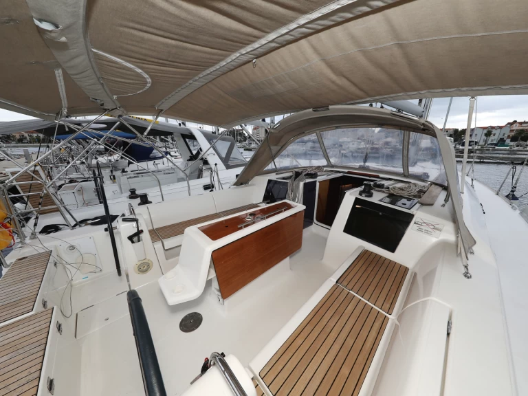Bootverhuur Dufour Dufour 412 Grand Large in Trogir via SamBoat