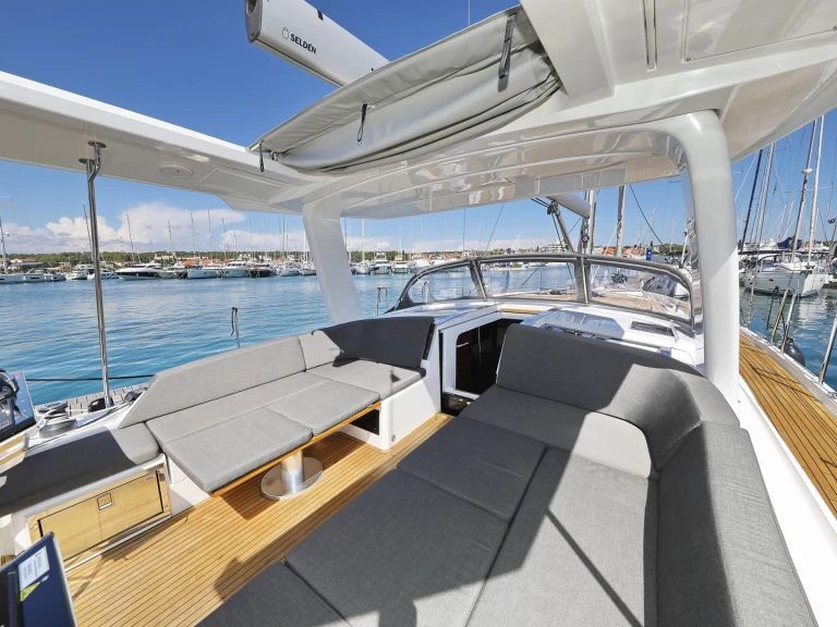 Huur Zeilboot met of zonder schipper Hanse in Biograd na Moru