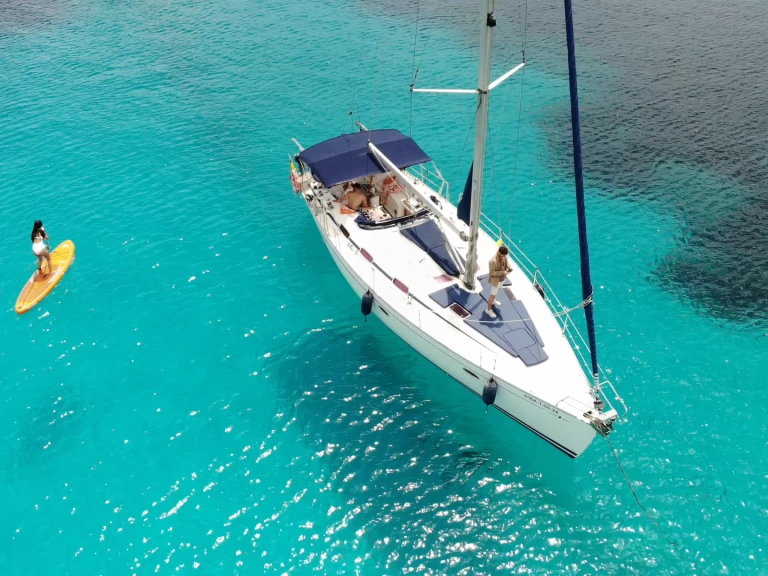Zeilboot te huur in Mahon Port voor de beste prijs