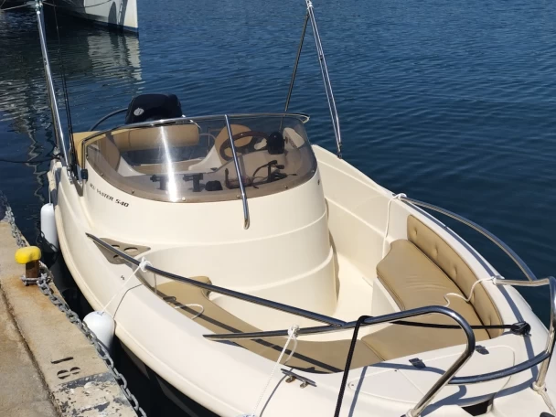 Huur een Blu water 540 in Six-Fours-les-Plages