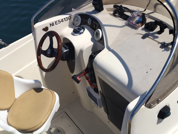 Verhuur Motorboot in Six-Fours-les-Plages - Blu water 540