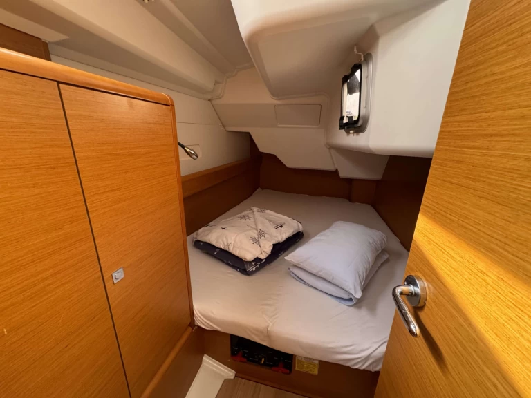 Jeanneau Sun Odyssey 389 te huur van particulier of professional in Rogoznica