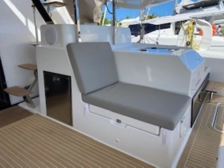 Bootverhuur Fountaine Pajot Tanna 47 in Frenchtown via SamBoat
