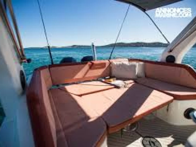 Huur een Zodiac Medline 9 in Bandol