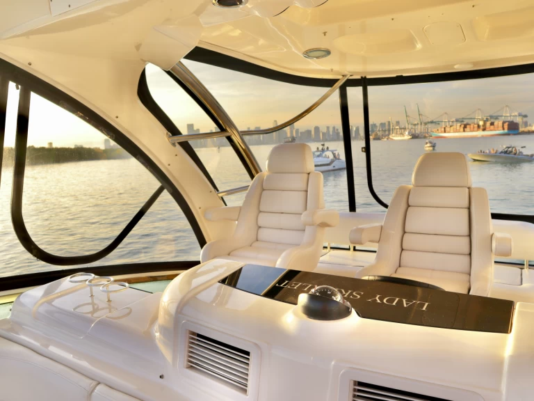 Huur Motorboot met of zonder schipper Sea Ray in South Miami Beach