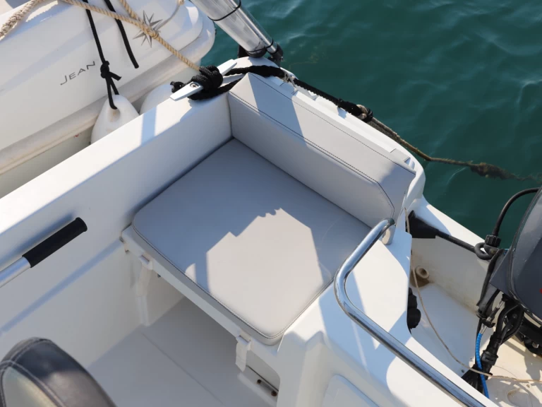 Jeanneau Cap Camarat 4.7 CC te huur van particulier of professional in l'Escala