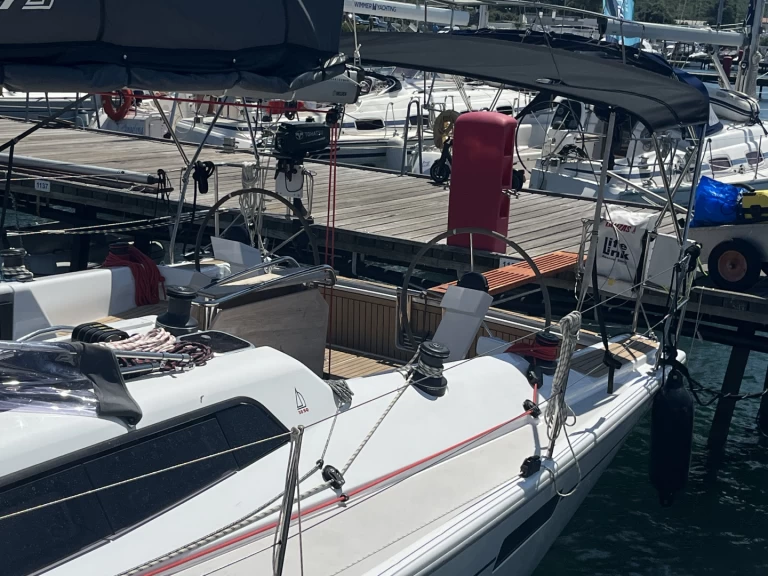 Bootverhuur Dehler Dehler 38 SQ in Punat via SamBoat