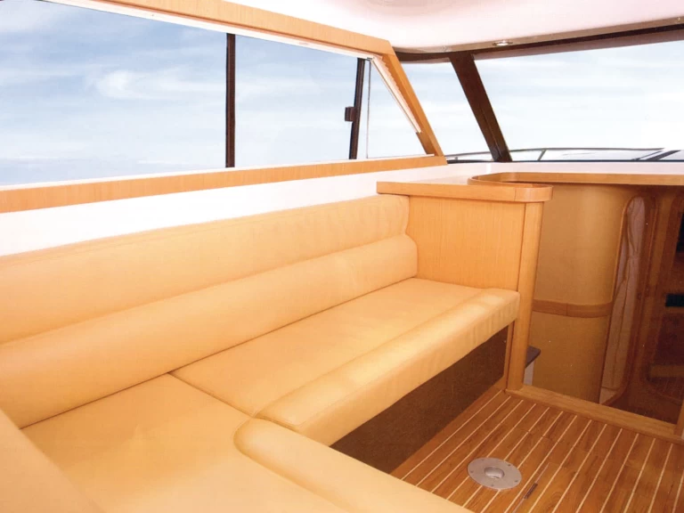 Verhuur Motorboot FEATON met vaarbewijs