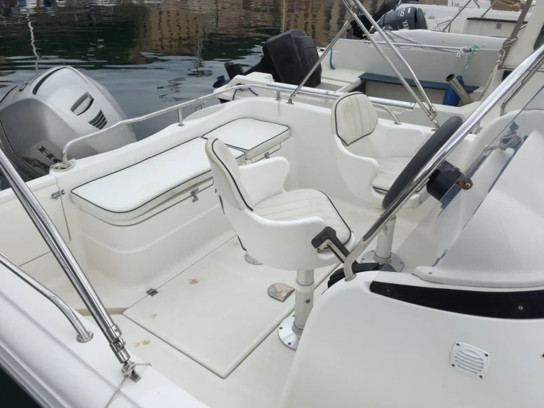 Motorboot te huur in Portvendres voor de beste prijs