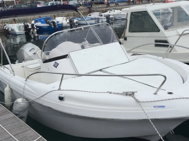 Motorboot te huur in Portvendres voor de beste prijs