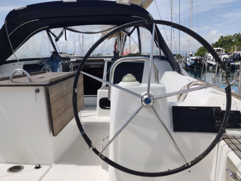 Bootverhuur Dufour Dufour 500 Grand Large in Anse Marcel via SamBoat
