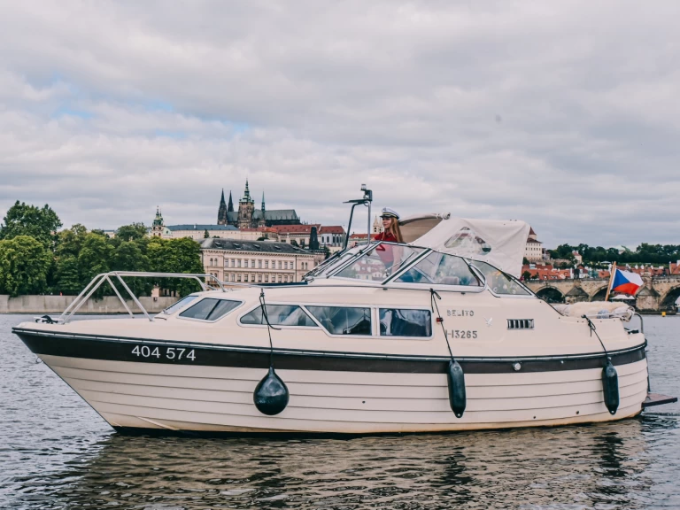 Bootverhuur Joda 7500 in Prague via SamBoat