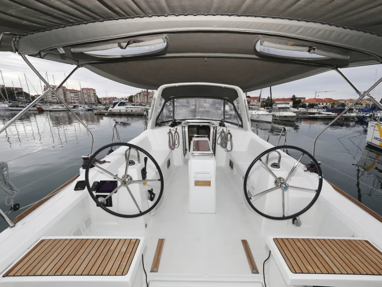 Huur Zeilboot met of zonder schipper Bénéteau in Biograd na Moru