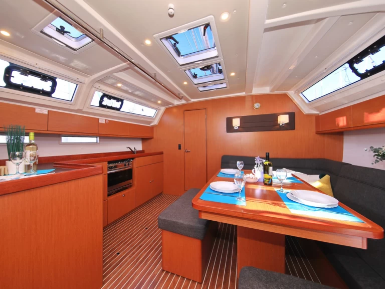 Jachthuur in Kaštela - Bavaria Cruiser 46 via SamBoat