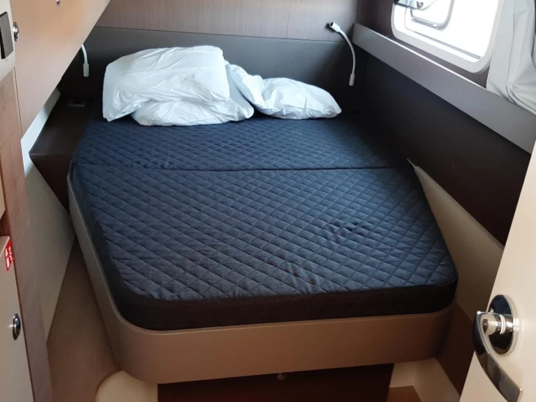 Catamaran te huur in Bormes-les-Mimosas voor de beste prijs