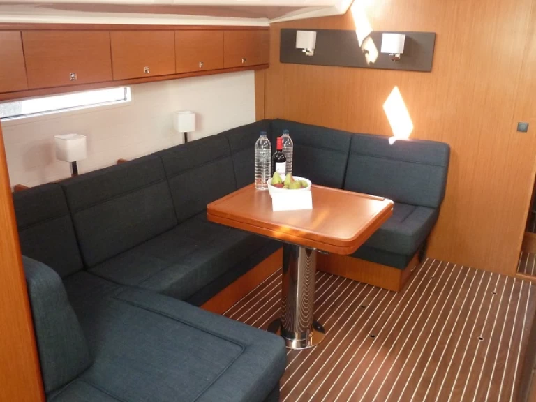 Verhuur Zeilboot Bavaria met vaarbewijs