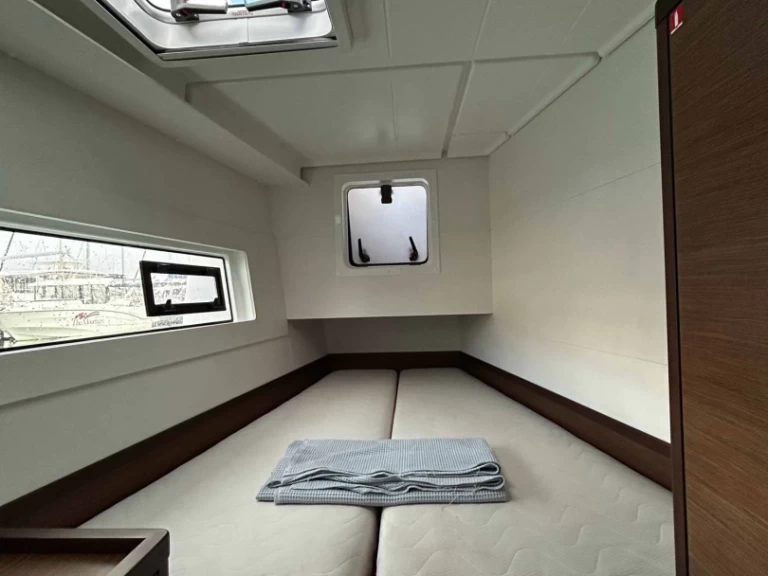 Jachthuur in Gouviá - Lagoon Lagoon 40 via SamBoat