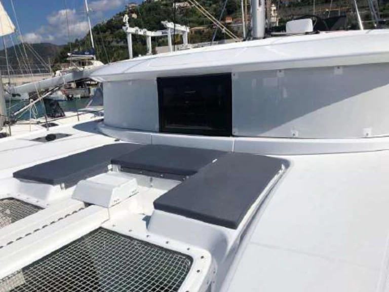 Jachthuur in Capo d'Orlando - Lagoon Lagoon 46 via SamBoat